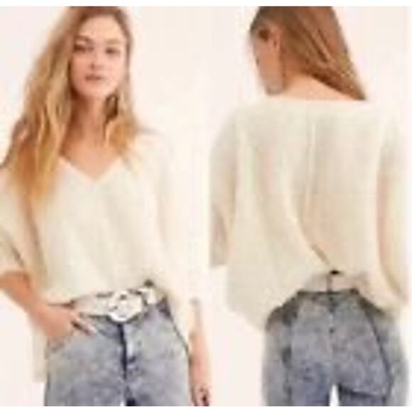 NWOT-Free People Moonbeam VNeck Pullover Sweater Alpaca Soft Ivory Crop Size:M - Picture 2 of 8